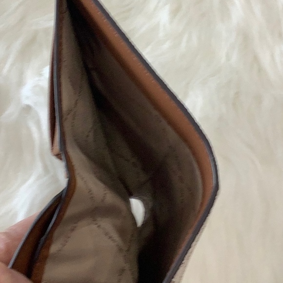 NWT Michael Michael Kors Vanilla Leather Jet Set Large Continental Wallet - Picture 10 of 14